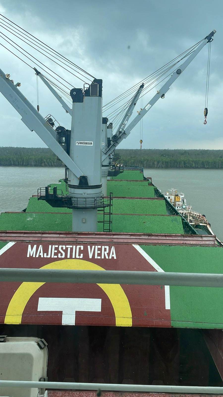 MV Majestic Vera — Deck View